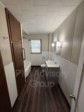 804 Holliday St in Osage City, KS - Building Photo - Building Photo