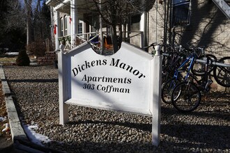 Dickens Manor Apartments in Longmont, CO - Building Photo - Building Photo