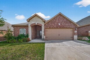 21218 Echo Manor Dr in Hockley, TX - Building Photo