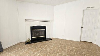 13417 Tyrone St in Hudson, FL - Building Photo - Building Photo