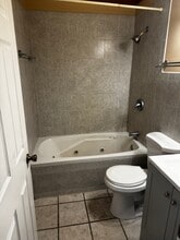 795 Southwell Ln in Florissant, MO - Building Photo - Building Photo