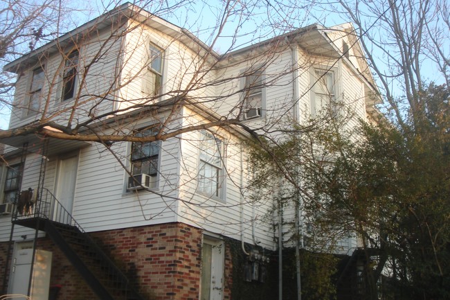 1647 Highland Ave in Knoxville, TN - Building Photo - Building Photo