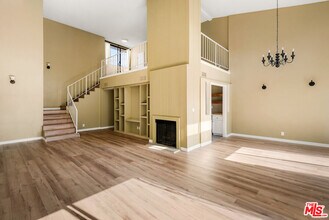 1944 Glendon Ave in Los Angeles, CA - Building Photo - Building Photo