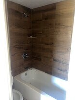 3043 Mineola Dr, Unit mineola in Lakeland, FL - Building Photo