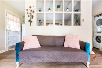 392 Winchester Rd in Troutman, NC - Foto de edificio - Building Photo