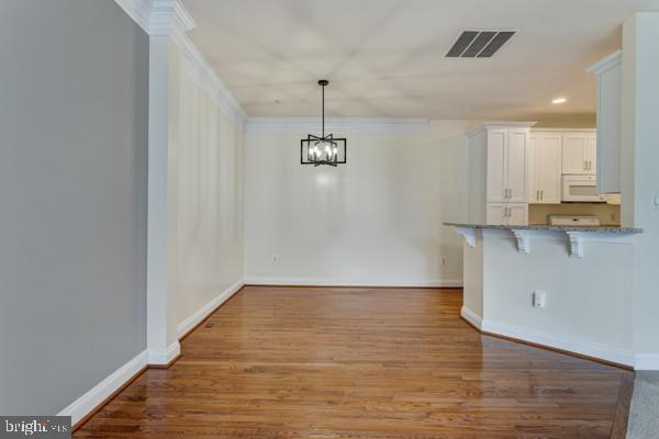 property at 5053 Donovan Dr