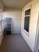 805 E 4th Ave in Mitchell, SD - Building Photo - Building Photo