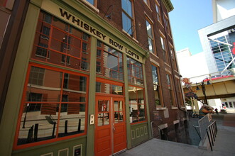 Whiskey Row Lofts in Louisville, KY - Foto de edificio - Building Photo