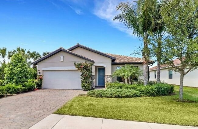 property at 2071 Parson St
