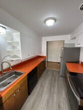 3850-3850 SW Marigold St in Portland, OR - Building Photo - Building Photo