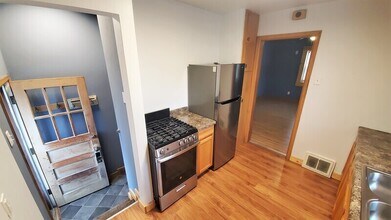 1679 29th St NE in Cedar Rapids, IA - Building Photo - Building Photo