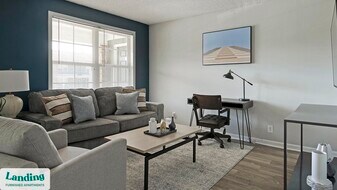 231 New Shackle Island Rd in Hendersonville, TN - Building Photo