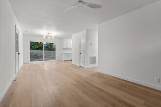 6037 Dahlgren Ave in Fayetteville, NC - Building Photo - Building Photo