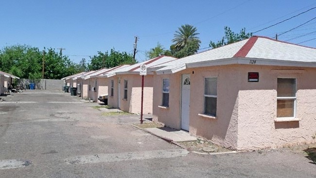 1124 E Fairmount in Phoenix, AZ - Foto de edificio - Building Photo