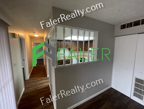 5265-5303 Belle Isle Dr in Dayton, OH - Building Photo - Building Photo