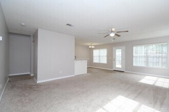 6234 Cottage Woods Dr in Milton, FL - Building Photo - Building Photo