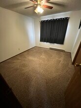 600 Overdale Dr, Unit B in Gillette, WY - Building Photo - Building Photo