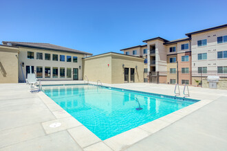 Red Rock at Sienna Hills in Washington, UT - Building Photo - Building Photo