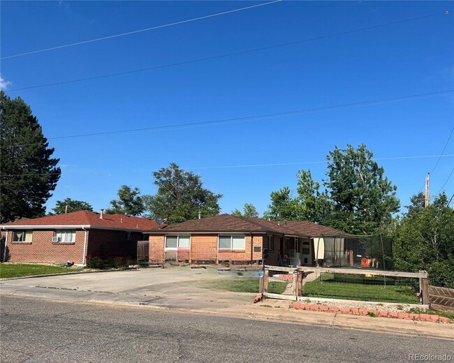 property at 4640 S Lowell Blvd