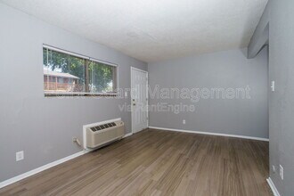 816 N West St in Wichita, KS - Building Photo - Building Photo