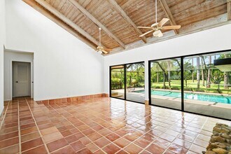 9405 Dundee Dr in Wellington, FL - Building Photo - Building Photo