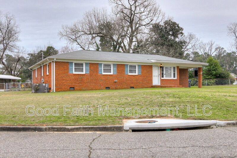 2032 Brighton St in Augusta, GA - Building Photo