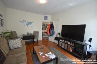 72 Brainerd Rd, Unit 15 in Boston, MA - Building Photo - Building Photo
