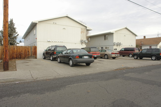 1103-1107 Browne Ave in Yakima, WA - Building Photo - Building Photo