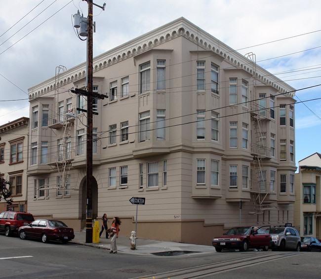 1399 Leavenworth St in San Francisco, CA - Building Photo - Building Photo