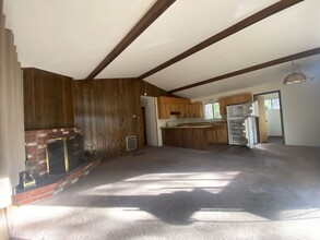 25370 Wrightwood Dr in Idyllwild, CA - Building Photo - Building Photo