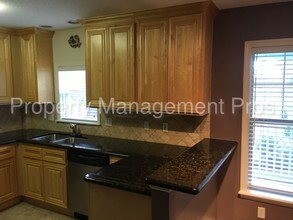 3434 Blanding Blvd-Unit -UNIT 240 in Jacksonville, FL - Building Photo - Building Photo