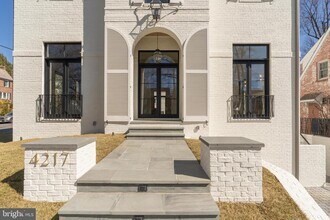 4217 46th St NW in Washington, DC - Building Photo - Building Photo