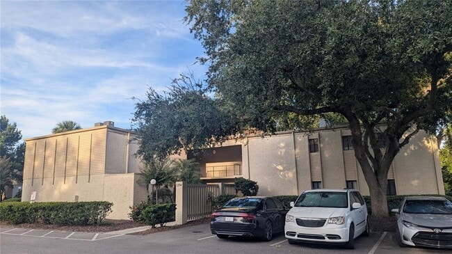 property at 3294 S Semoran Blvd
