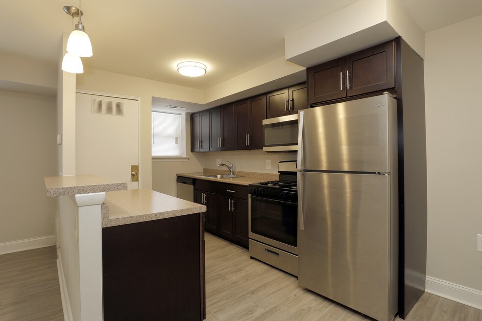 Korman Suites at Village Sq Apartments and Nearby Bensalem Apartments