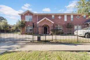 4838 Delano St in Houston, TX - Building Photo