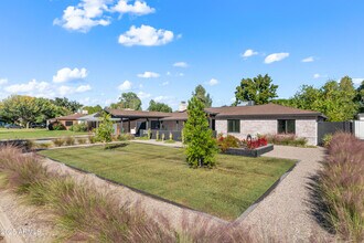 2502 E Whitton Ave in Phoenix, AZ - Building Photo - Building Photo