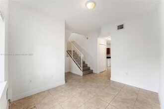 18032 NW 74th Ct in Hialeah, FL - Building Photo - Building Photo