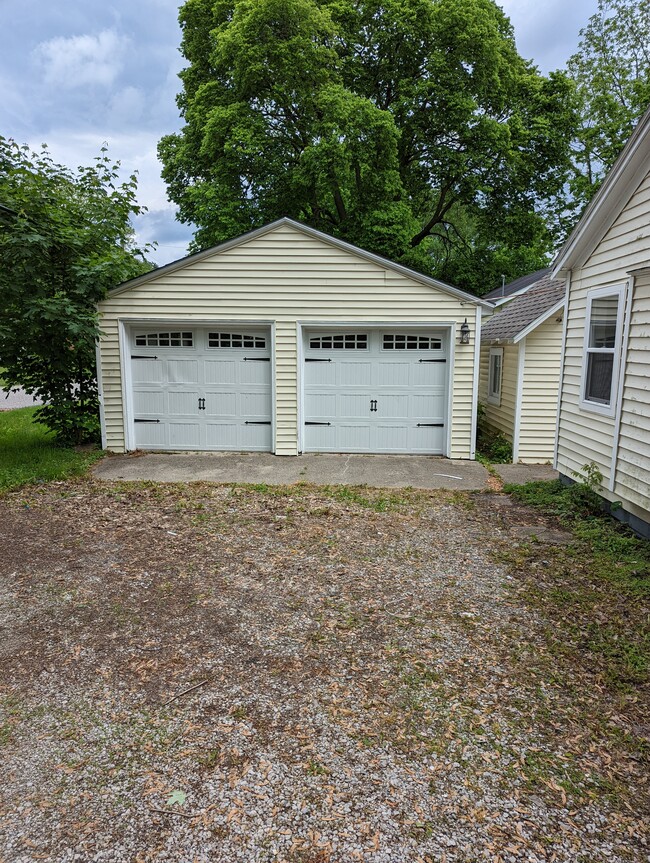 13030 Main St in Leo, IN - Building Photo - Building Photo