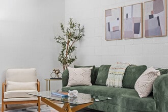 1741 S Mill Ave in Tempe, AZ - Building Photo - Building Photo