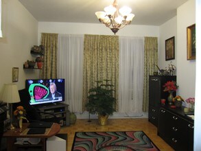 68 Sutton St in Brooklyn, NY - Building Photo - Building Photo