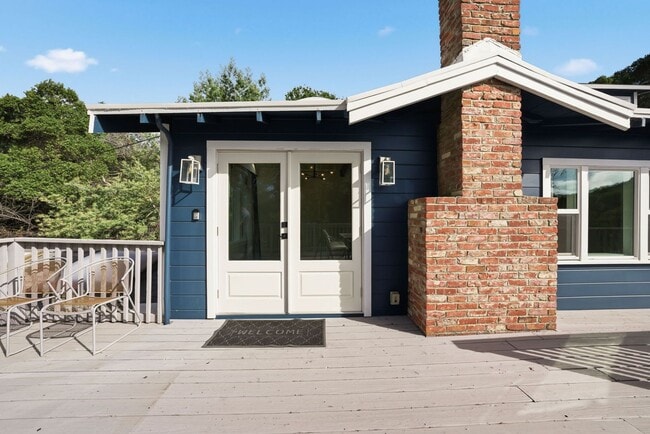 property at 5100 Leona St