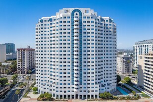 Harbor Place Tower in Long Beach, CA - Building Photo