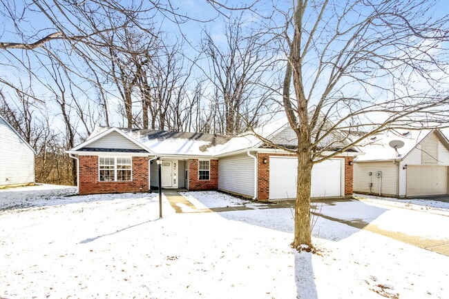 1947 Mare Ave in Indianapolis, IN - Foto de edificio - Building Photo