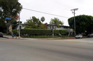 7366 W Manchester Ave in Los Angeles, CA - Building Photo