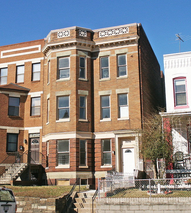 3606 13th St NW in Washington, DC - Building Photo - Building Photo