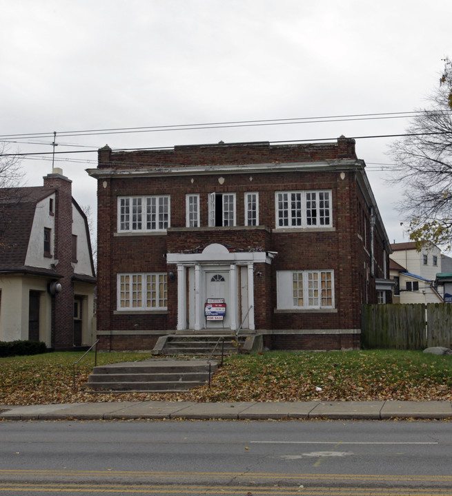 616 Salem Ave in Dayton, OH - Building Photo