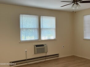 14D Canton Dr in Manchester Township, NJ - Building Photo - Building Photo