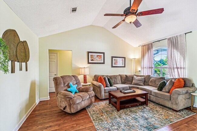 17007 Castile Ave in Panama City Beach, FL - Building Photo - Building Photo