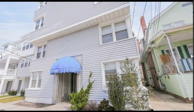 property at 11 S Nashville Ave