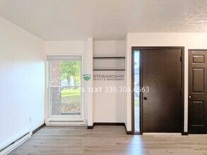 235 Engadine Ct in Sugarcreek, OH - Building Photo - Building Photo
